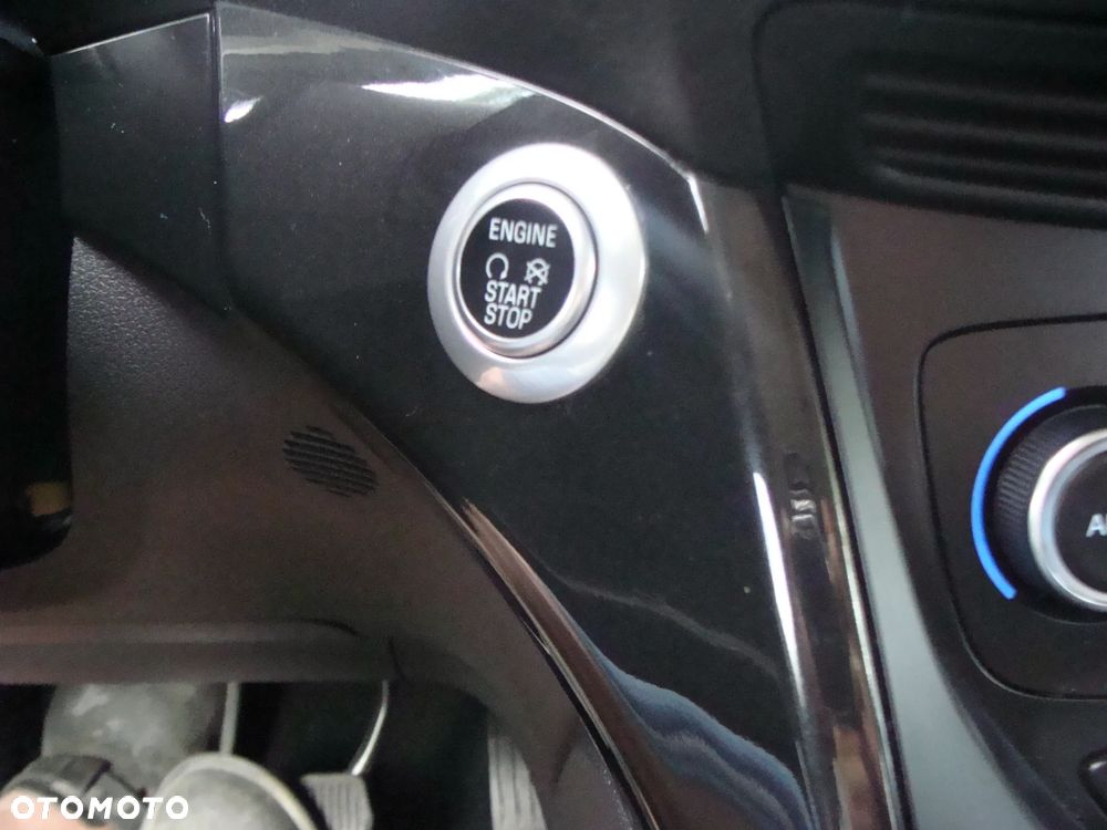 Ford C-MAX 1.5 EcoBoost Start-Stop-System Titanium - 31