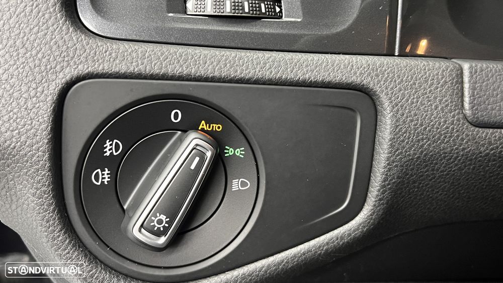 VW Golf Variant 1.6 TDi Confortline - 40