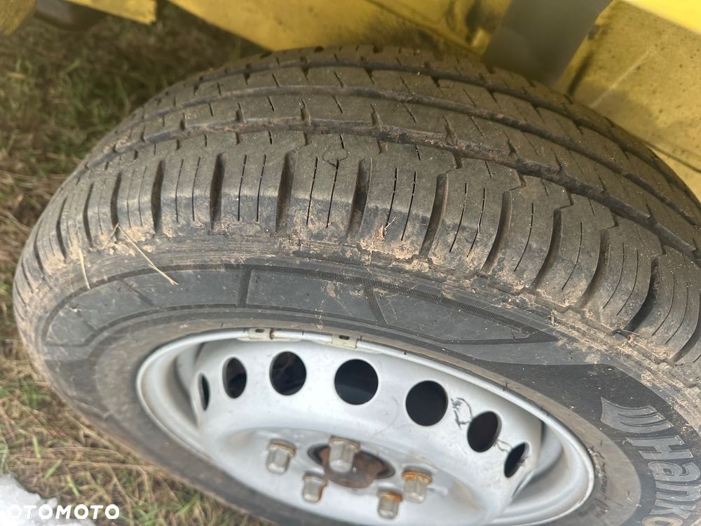 Mercedes-Benz Sprinter - 2