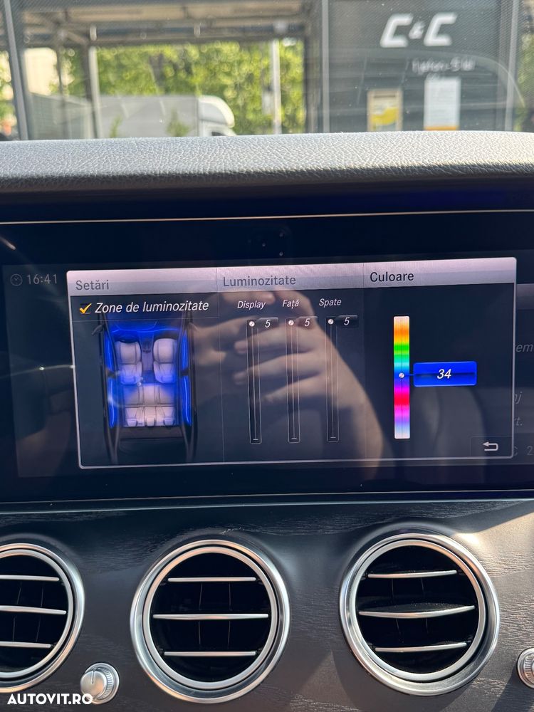 Mercedes-Benz E 220 d 9G-TRONIC Avantgarde - 30