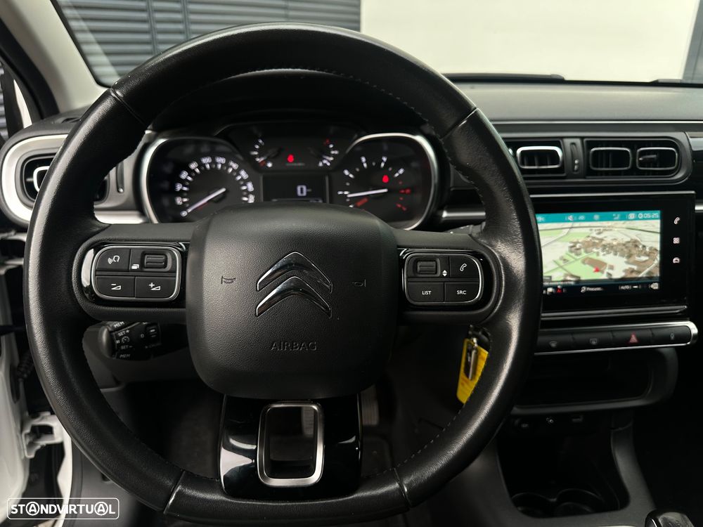 Citroën C3 1.2 PureTech Shine - 17