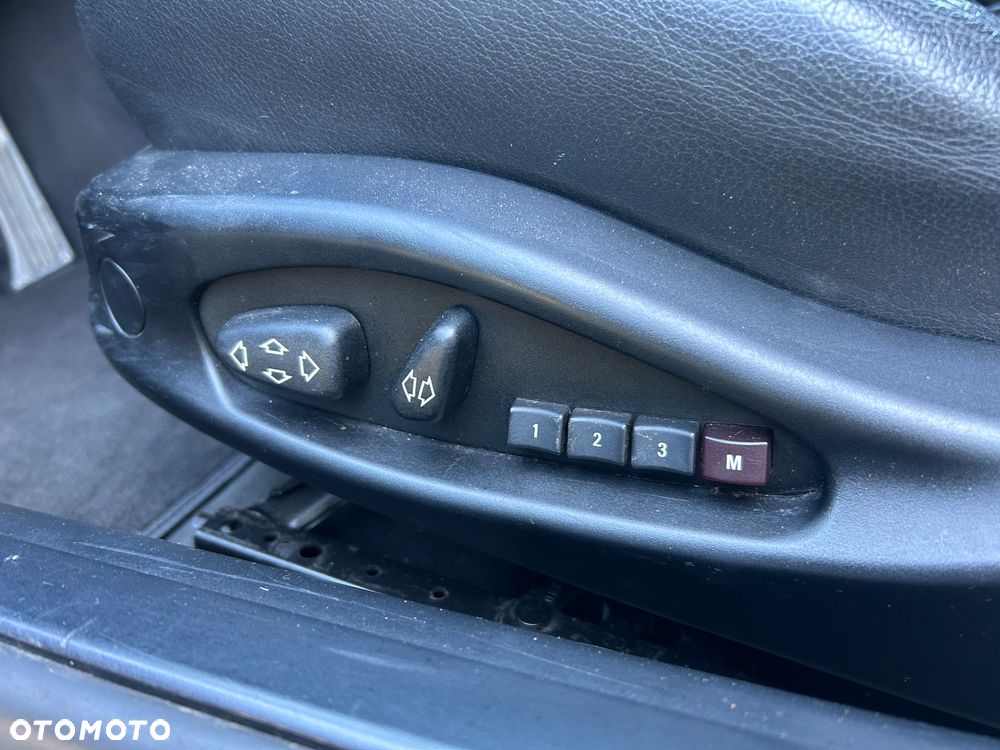 BMW Seria 3 330Ci - 16