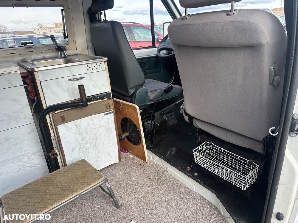 Renault Trafic - 16