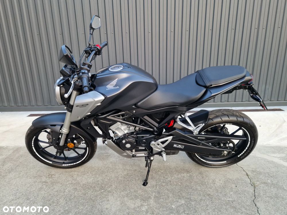Honda CB - 10