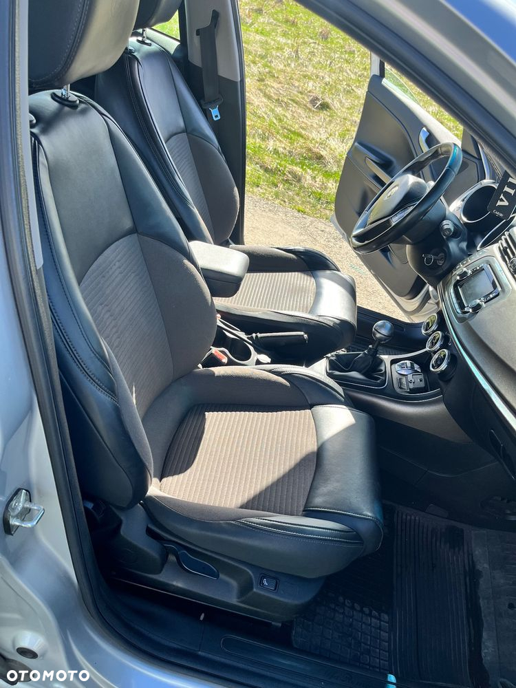 Alfa Romeo Giulietta 2.0 JTDM Distinctive - 5