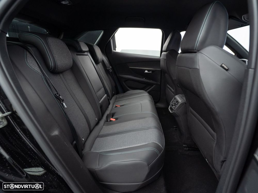 Peugeot 3008 1.6 Hybrid Allure e-EAT8 - 38