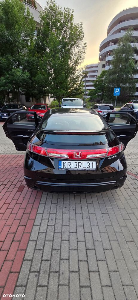Honda Civic 1.8i-VTEC Sport - 12