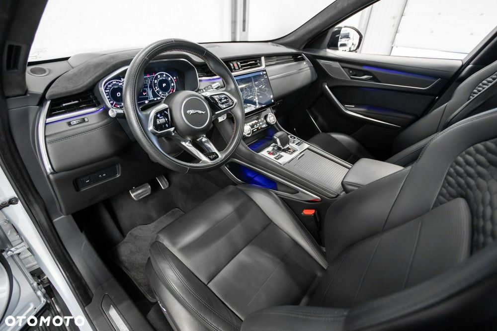 Jaguar F-Pace 5.0 V8 S/C AWD SVR - 21