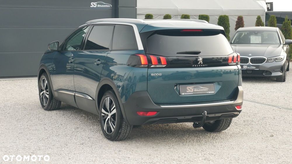 Peugeot 5008 - 5