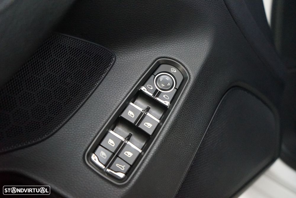 Porsche Panamera Platinum Edition - 17