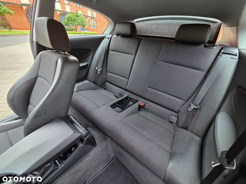 BMW Seria 1 116d DPF Edition Sport - 27