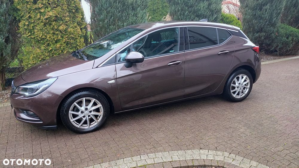 Opel Astra 1.4 Turbo Edition - 11