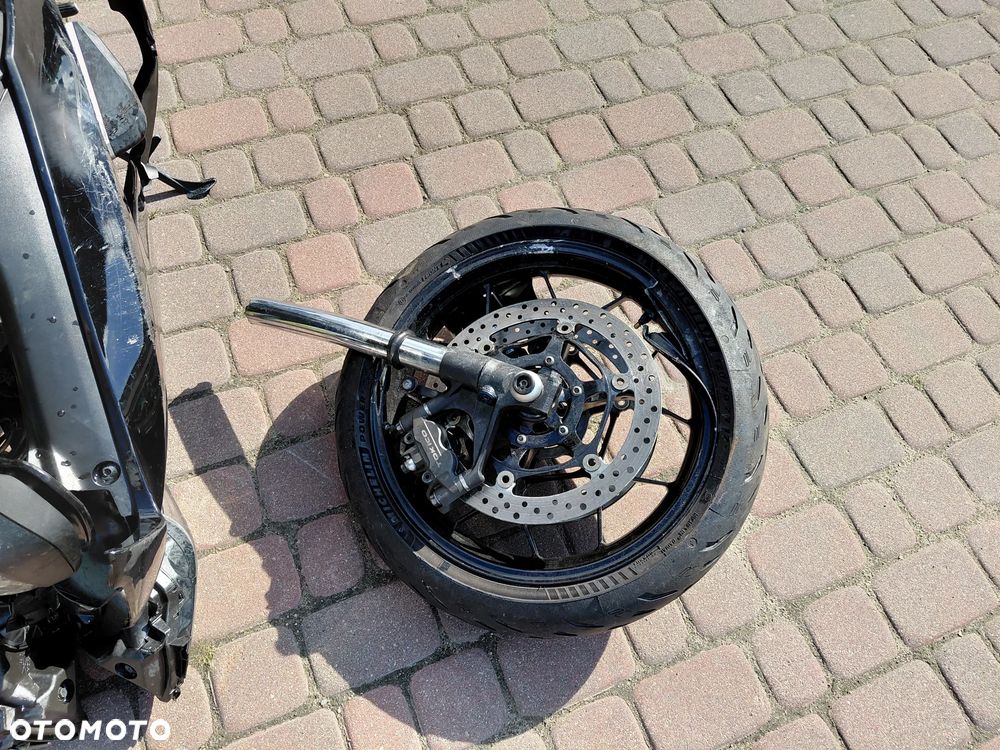 Honda CBR - 11