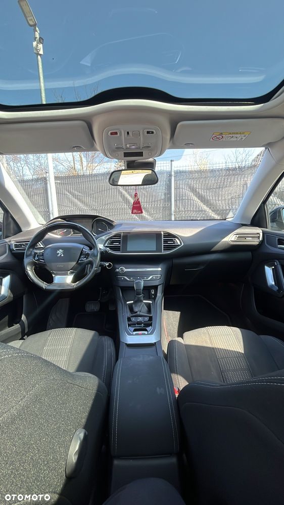 Peugeot 308 BlueHDi 120 EAT6 Stop & Start Business-Line - 11