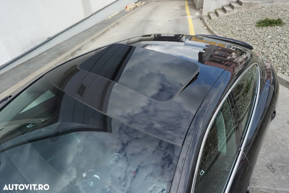 Porsche Panamera - 16