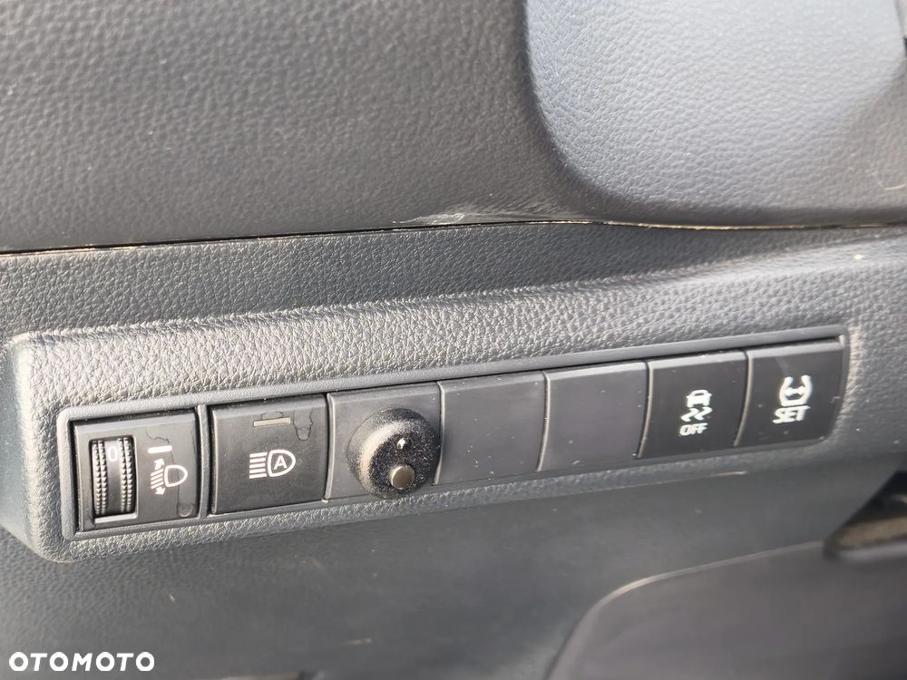Toyota Corolla 1.8 Hybrid GPF Comfort - 18
