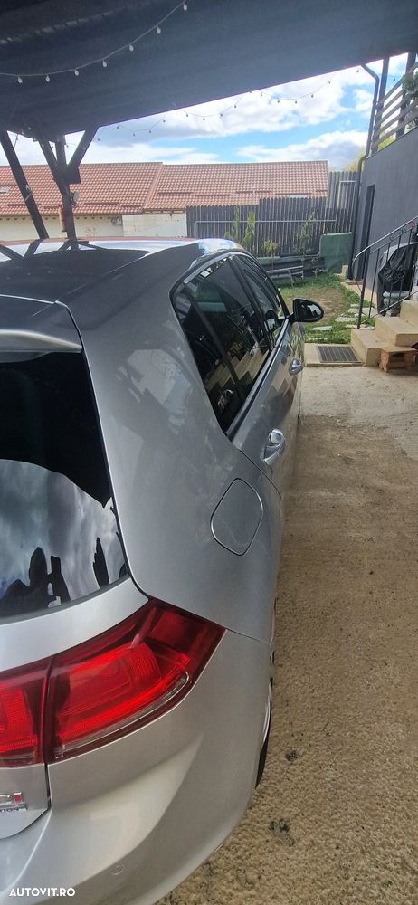 Volkswagen Golf 1.6 TDI DPF BlueMotion Technology Comfortline - 7