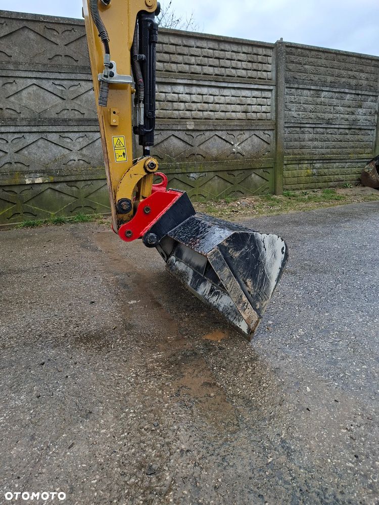 Caterpillar 301.6 05A - 17