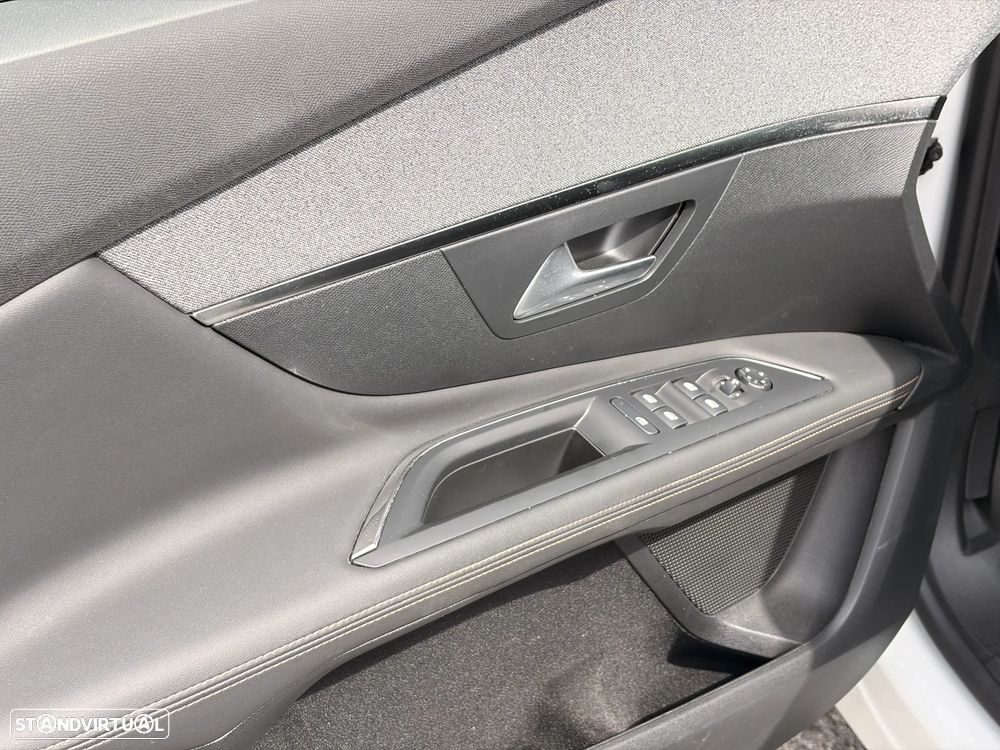 Peugeot 3008 1.2 PureTech GT Line EAT8 - 15