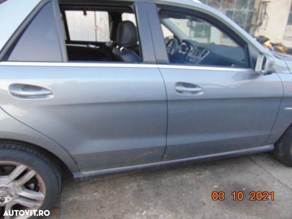 Usa Mercedes ML w166 2011-2019 usa fata stanga usa spate stanga dezmem - 1