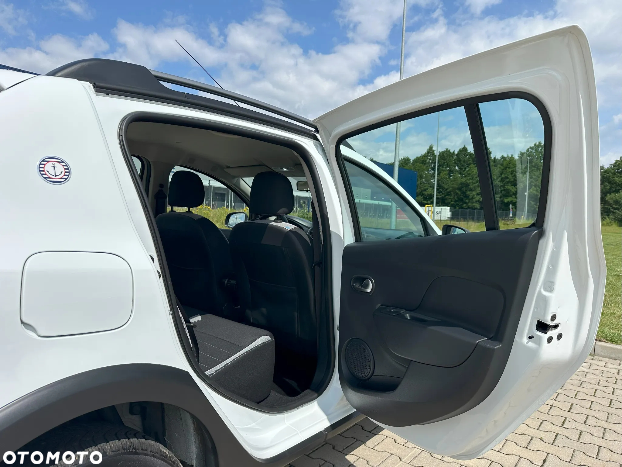 Dacia Sandero Stepway TCe 90 S&S Celebration - 37
