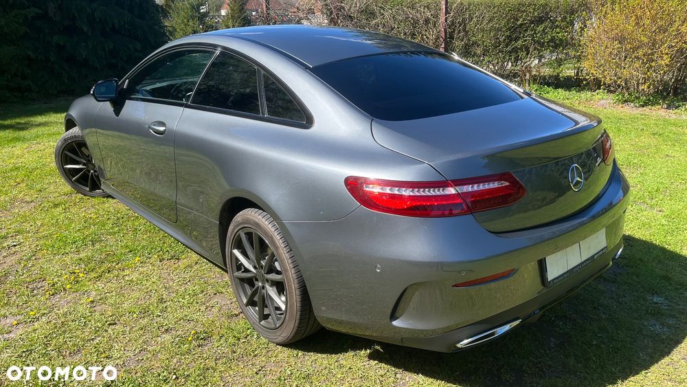 Mercedes-Benz Klasa E 300 d 9G-TRONIC - 6