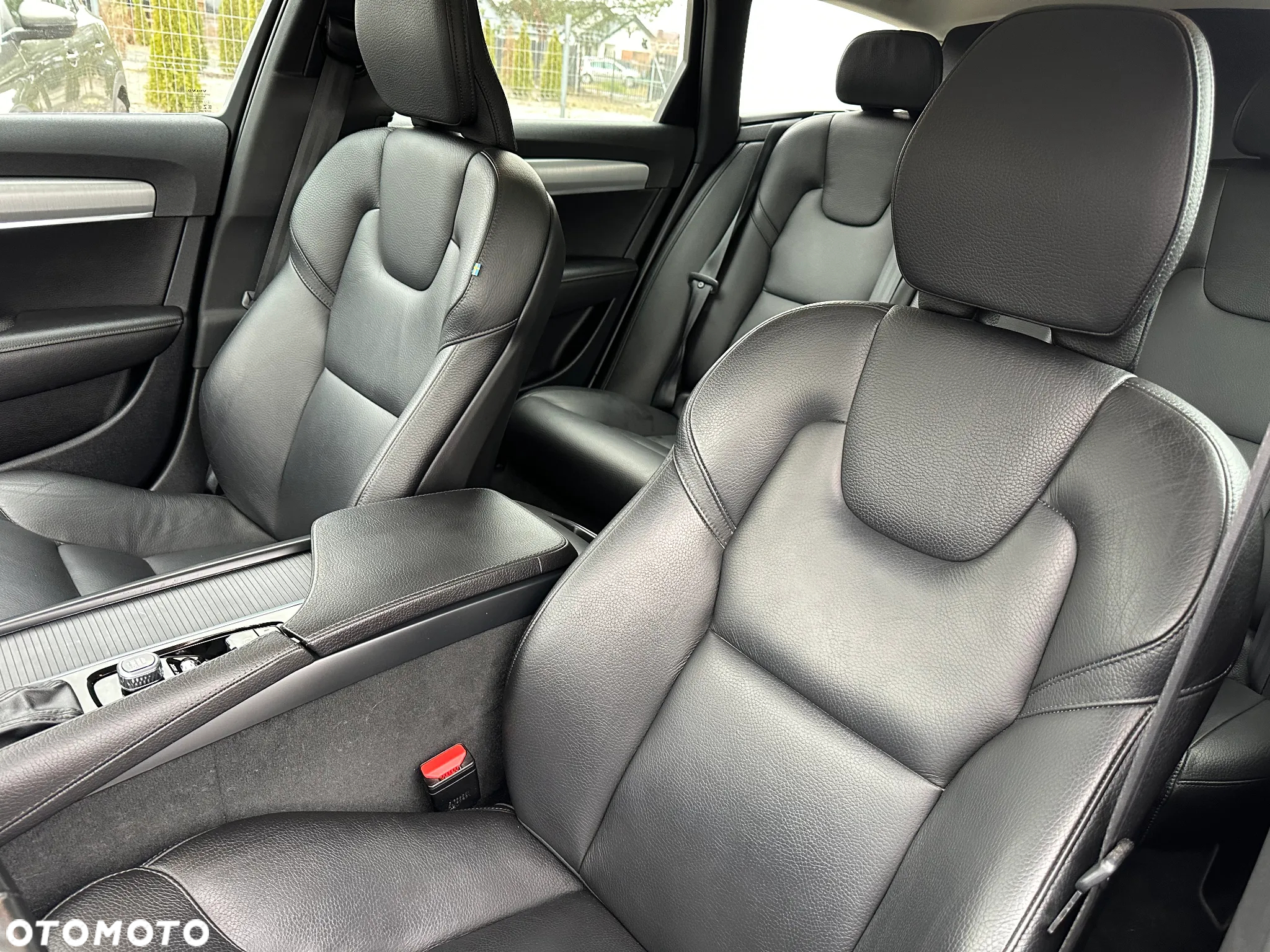 Volvo V90 D3 Momentum Pro - 18