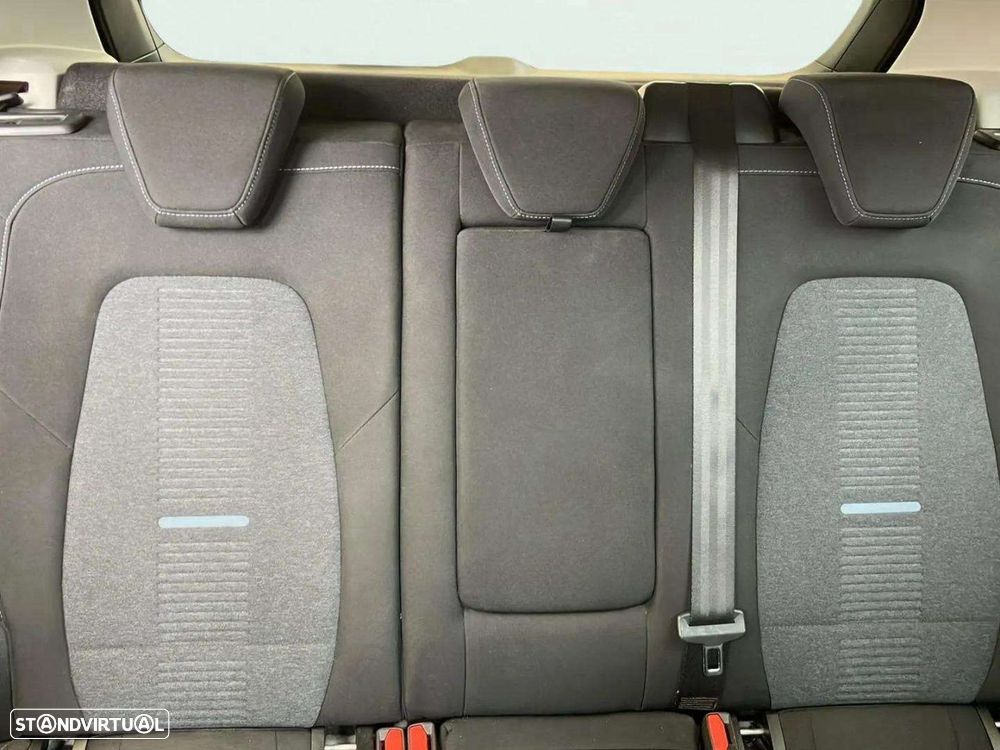 Ford Focus 1.0 EcoBoost Active X - 17