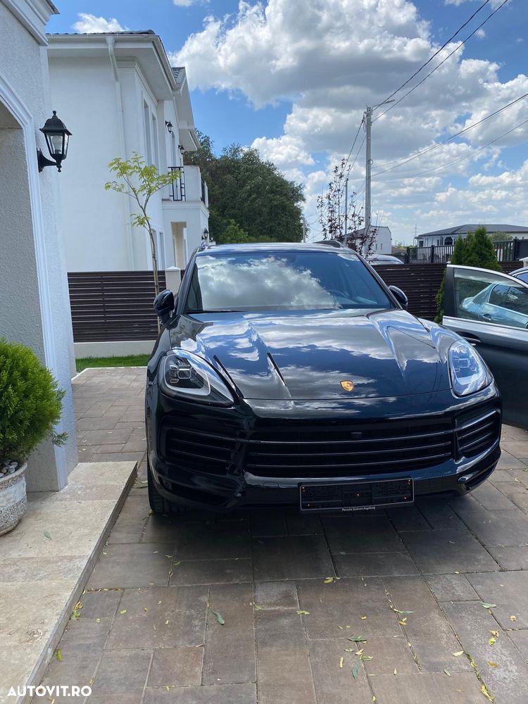 PORSCHE Cayenne 2022 — imagine 5