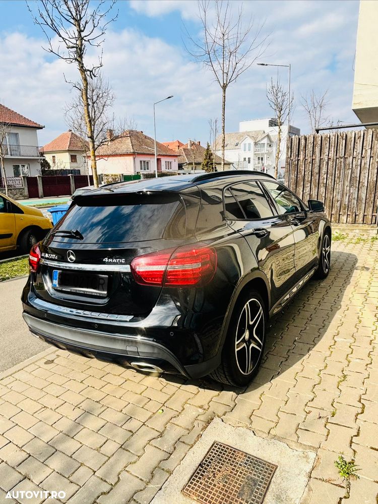 Mercedes-Benz GLA 220 d 4MATIC Aut. - 3