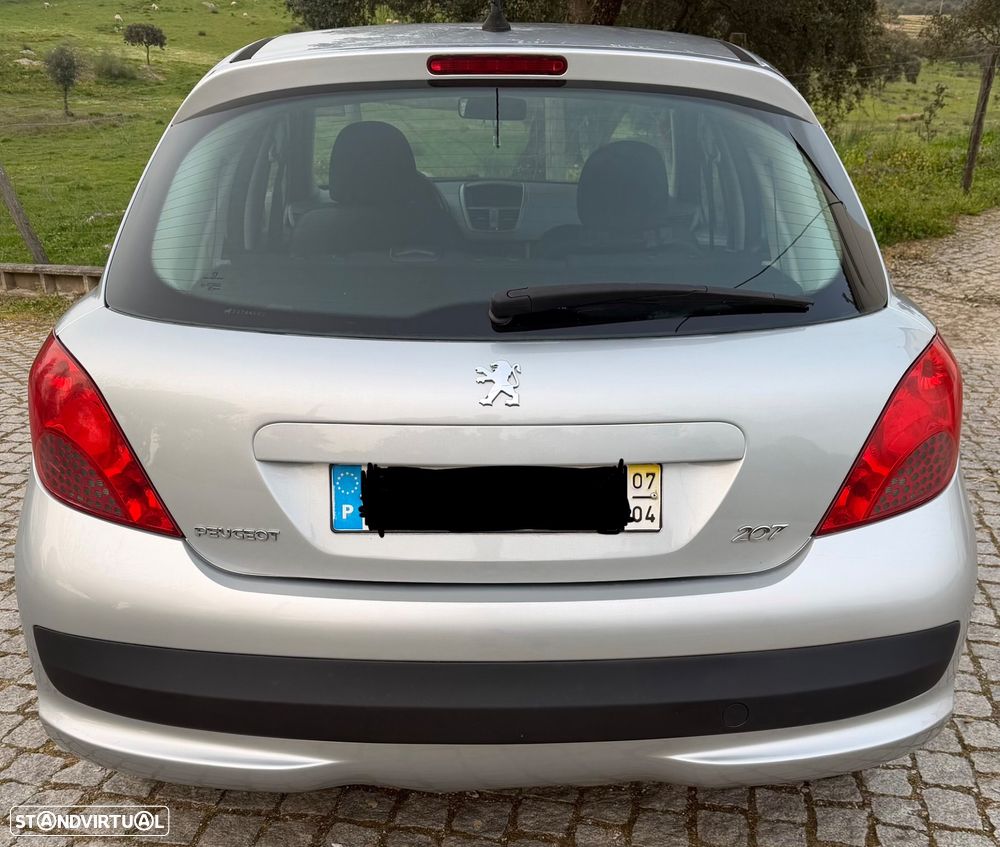 Peugeot 207 - 5