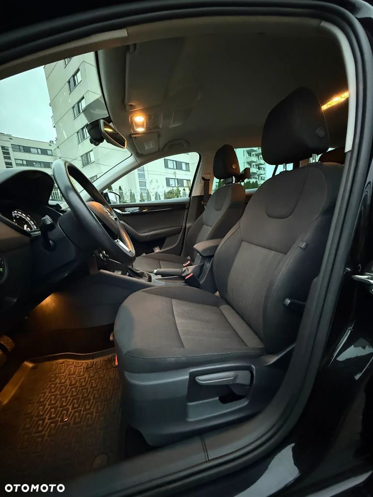 Skoda Octavia 2.0 TDI Style DSG - 15