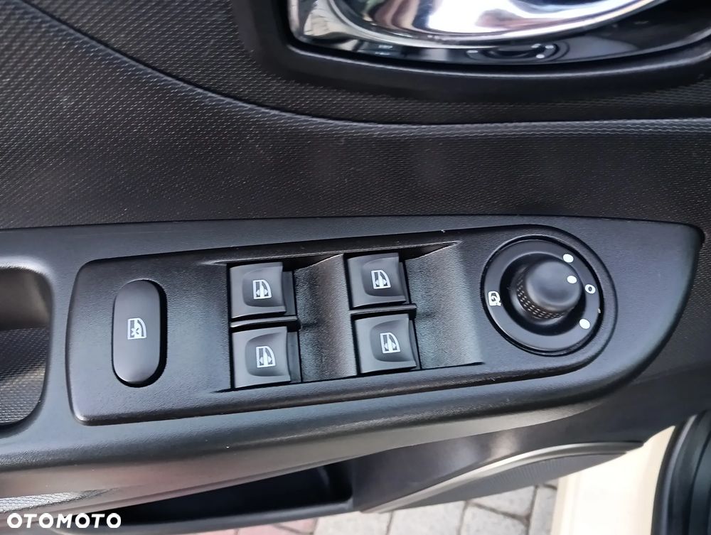 Renault Captur ENERGY TCe 90 Start&Stop Luxe - 33