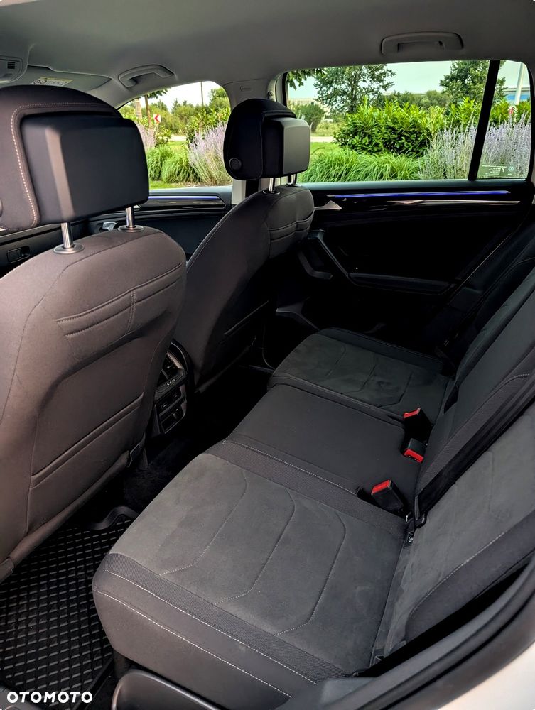Volkswagen Tiguan 1.5 TSI EVO Elegance DSG - 29