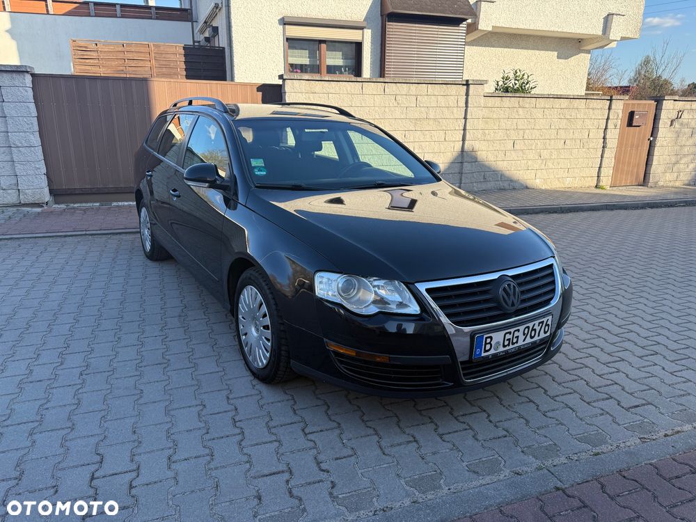 Volkswagen Passat 1.9 TDI DPF Trendline - 1