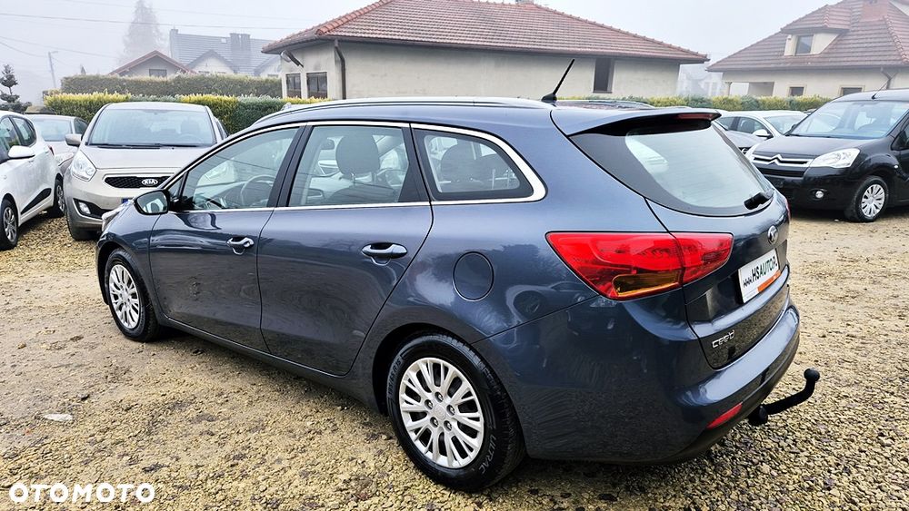 Kia Ceed 1.6 GDI Platinum Edition - 21