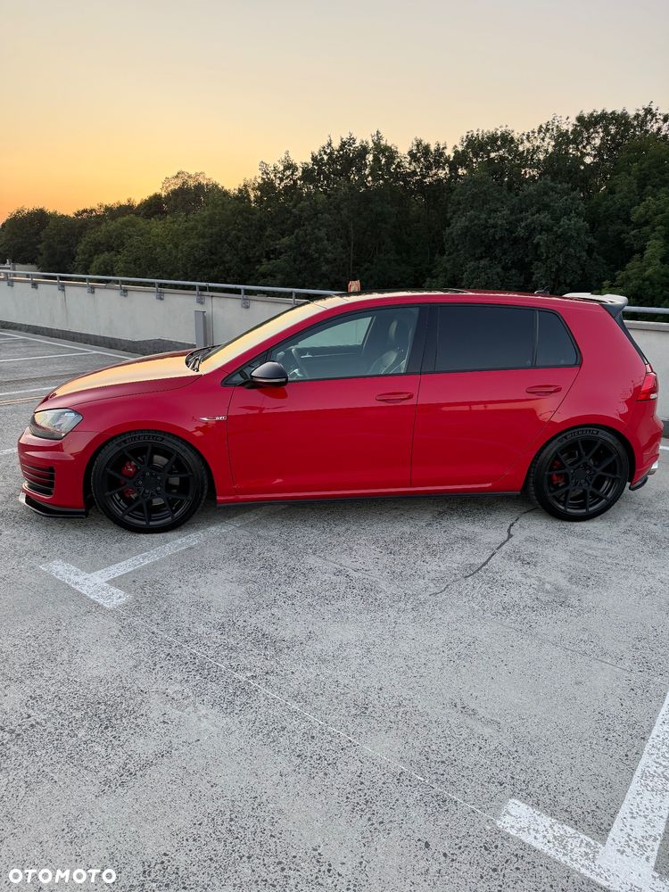 Volkswagen Golf GTI BlueMotion Technology DSG - 4