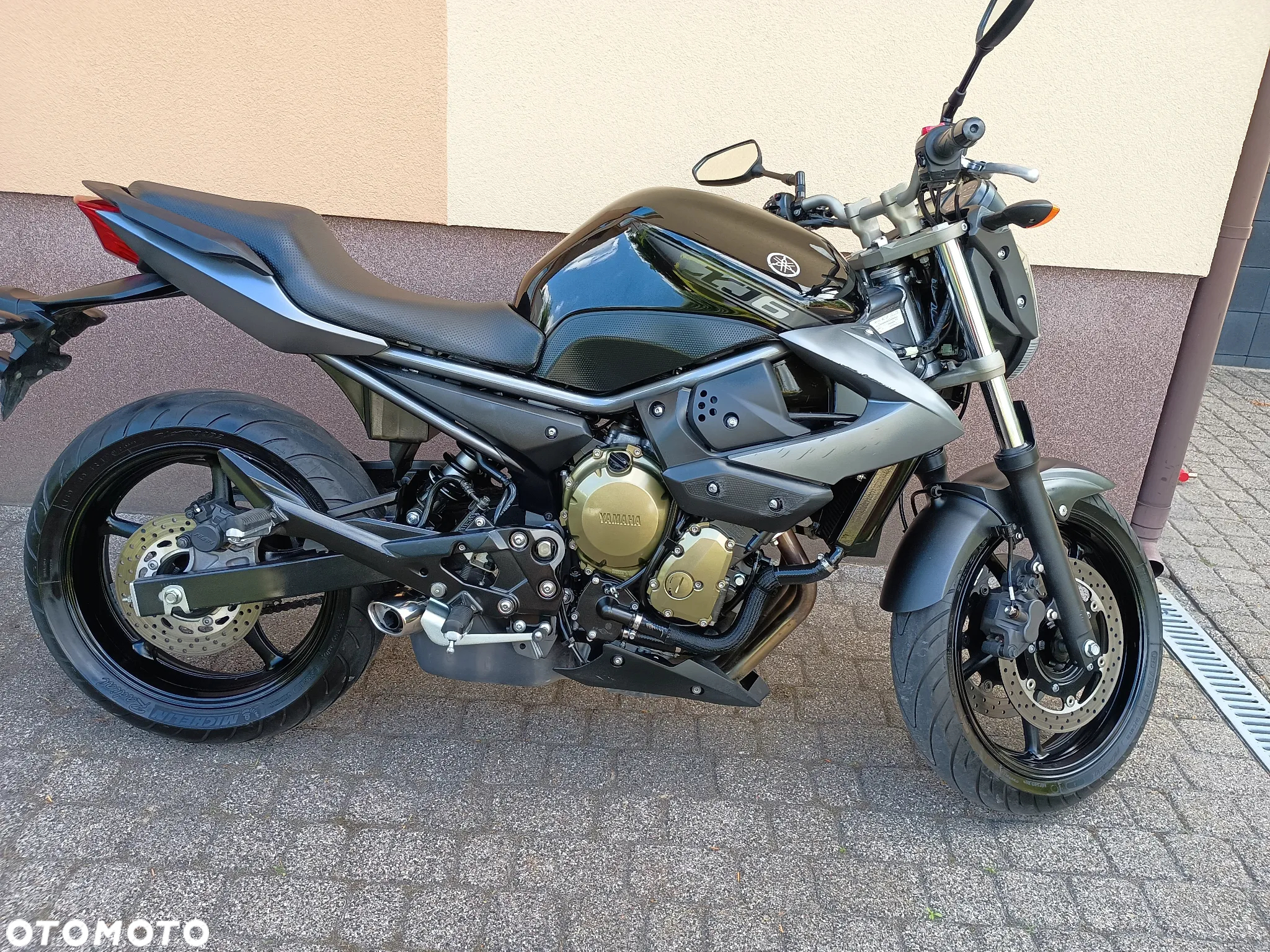 Yamaha XJR - 20