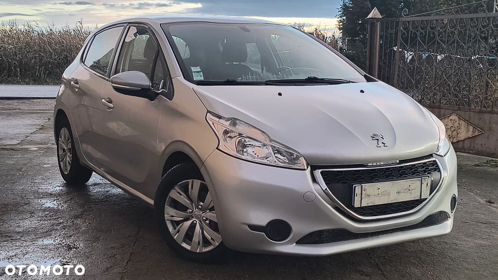 Peugeot 208 - 2