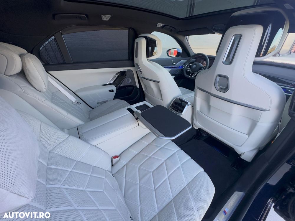 BMW Seria 7 - 23