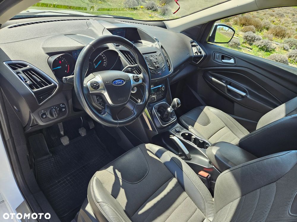 Ford Kuga 2.0 TDCi 4x2 Titanium - 7