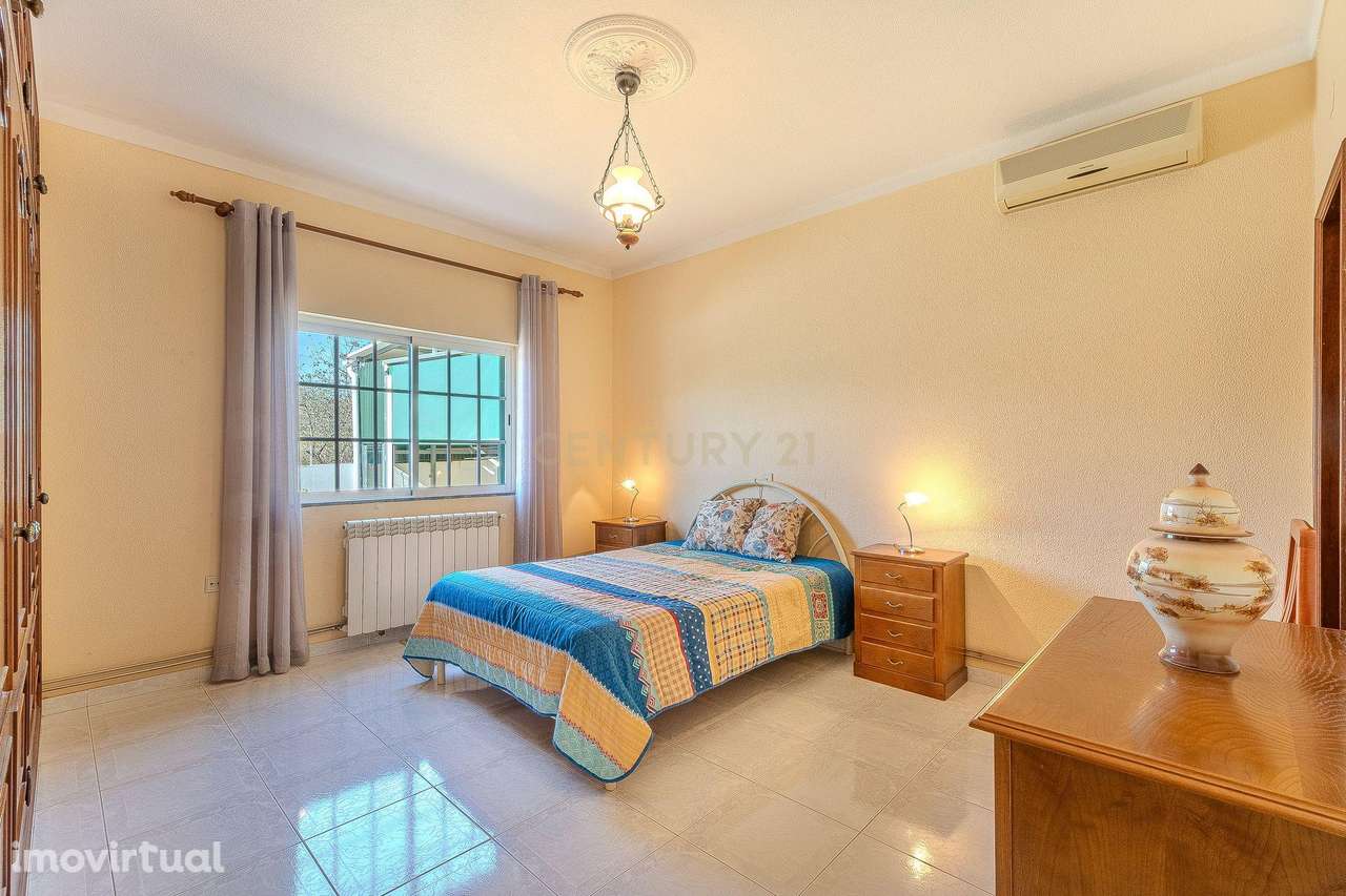 Casa T3 em Quelfes, Olhão - Vista Panorâmica e Jardim Privado - Grande imagem: 2/60