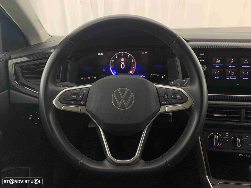 VW Polo 1.0 TSI Urban DSG - 9