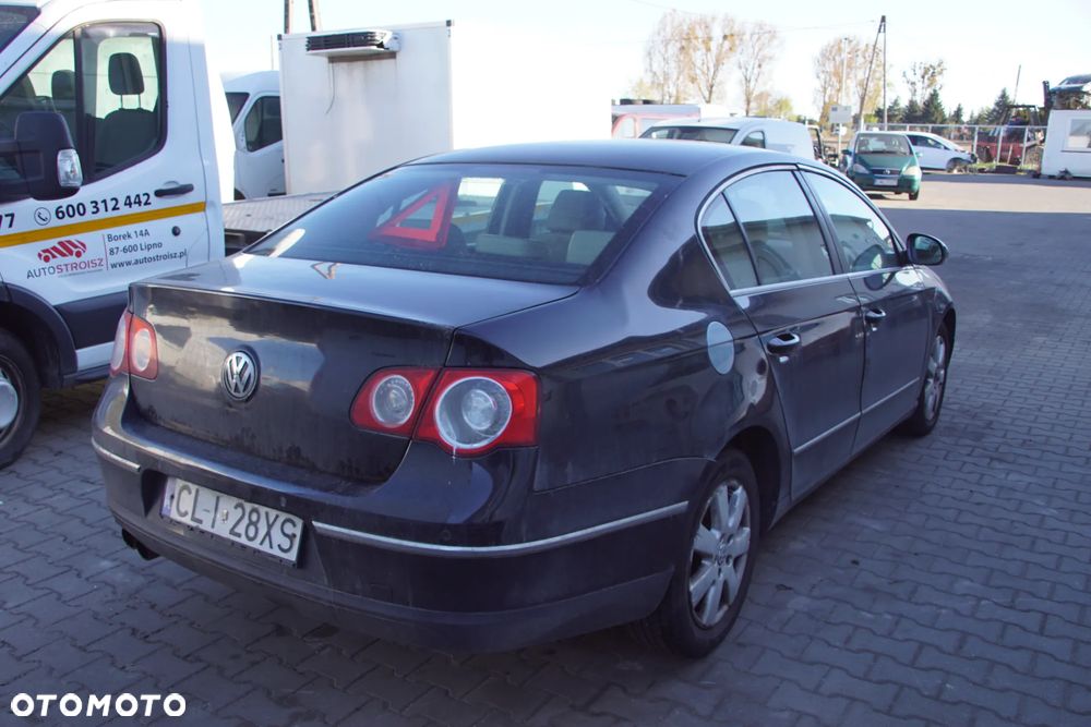 Auto na części - Volkswagen Passat B6 2.0 TDI 170 KM BMR KDA LC9X 2007R Silnik Skrzynia Drzwi Maska Błotnik Klapa Zderzak Lampa Klamka Szyba Lusterko Deska Kokpit Sterownik Moduł Czujnik Licznik Wyświetlacz Panel Kierownica - 5