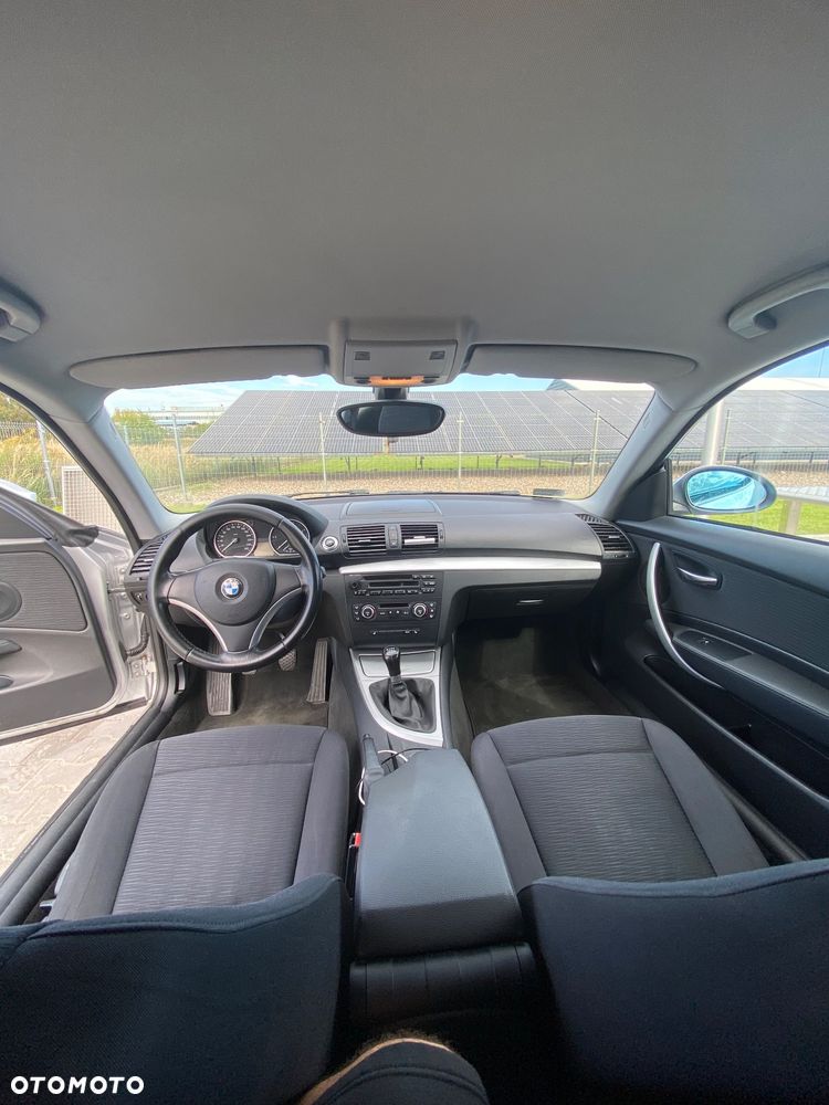 BMW Seria 1 120d - 13