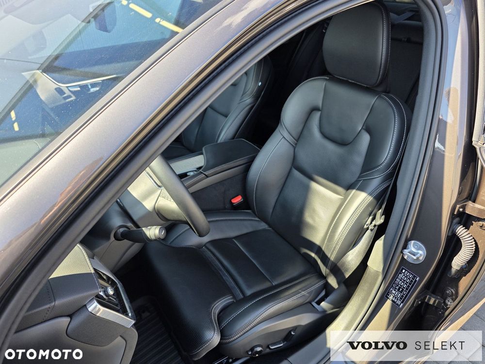 Volvo S90 - 14
