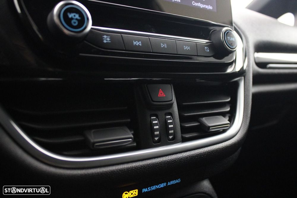 Ford Fiesta 1.0 EcoBoost ST-Line — fotografia 19