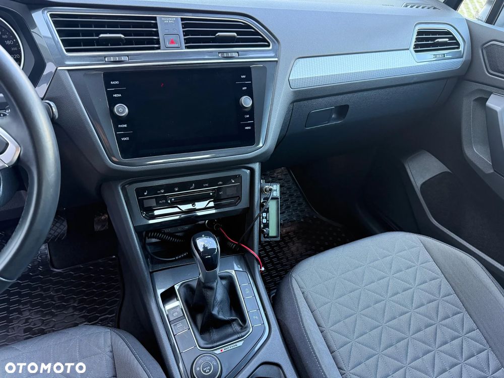 Volkswagen Tiguan 2.0 TDI SCR 4MotION DSG Elegance - 24