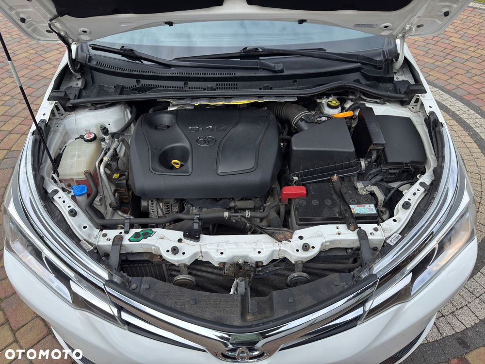 Toyota Corolla 1.4 D-4D Active EU6 - 34
