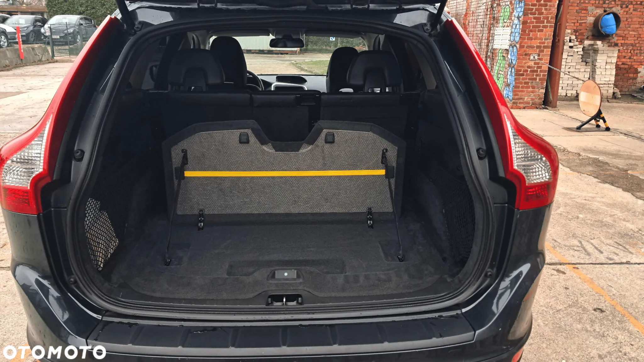 Volvo XC 60 - 16